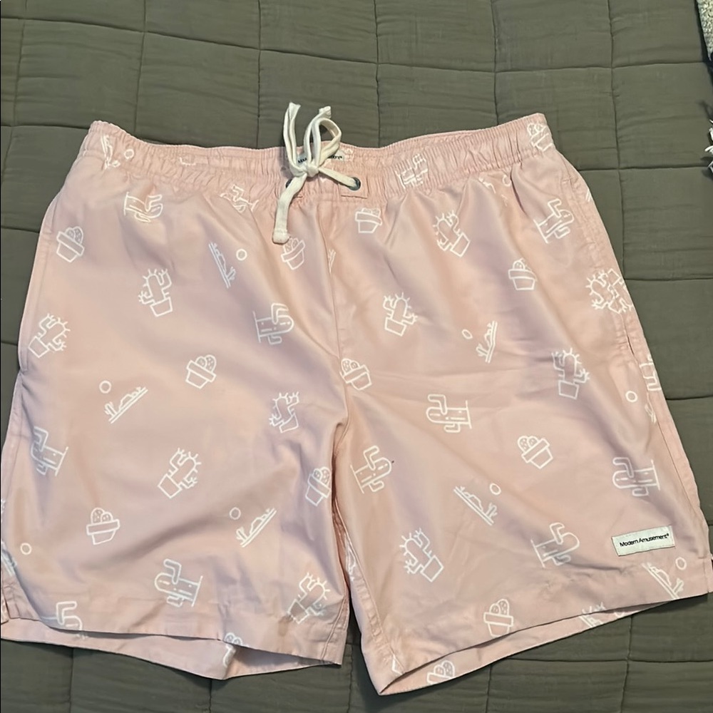 Modern Amusement Pink Athletic Shorts Quick-Dry